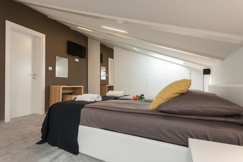 Villa Castrum Rovinj Exterior foto