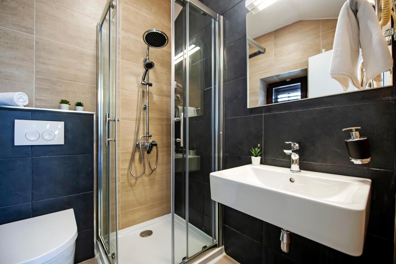 Villa Castrum Rovinj Exterior foto