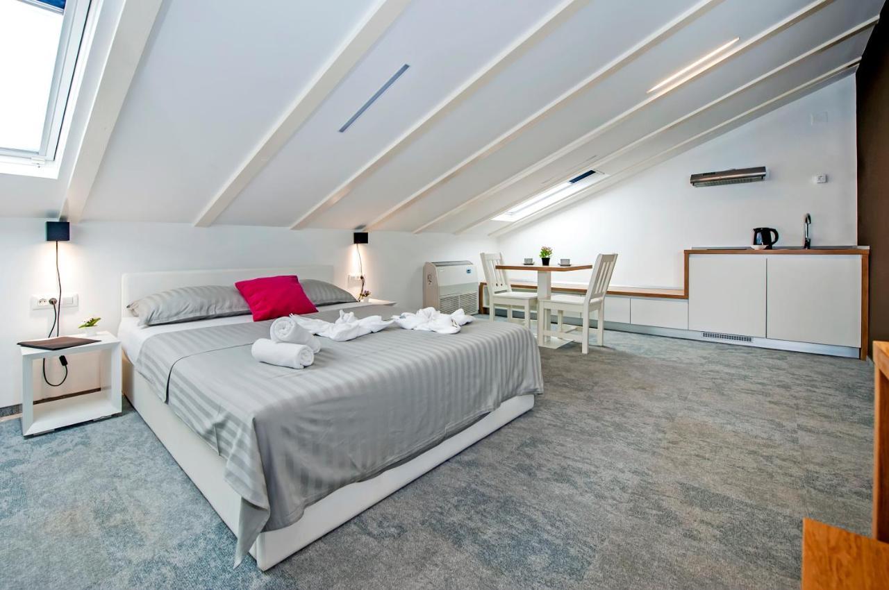 Villa Castrum Rovinj Exterior foto